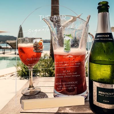 Como su petición Acrílico lista de bebidas de la barra de bodas de la señal con soporte de madera personalizado