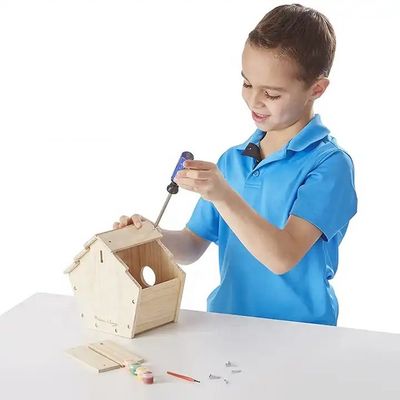 Logotipo personalizado Alimentador de aves de madera aceptable para alimentar aves silvestres en pintura decorativa