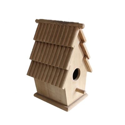 Casa de pájaros de madera pequeña y transpirable personalizada para recintos prácticos para aves
