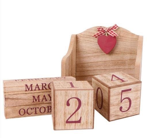 Juguete de mesa de calendario de Adviento de madera con casa rústica y estética de estilo europeo