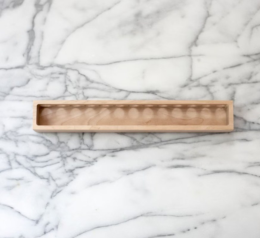 Diseño de logotipo personalizado Cabinet de abedul sólido montado en la pared con diseño multifuncional