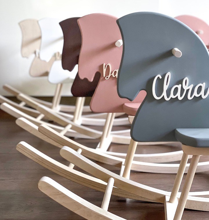 Oficina del Interior Caballo de mecedora de madera personalizado Juguete Caballo de mecedora de madera Montessori Caballo de mecedora