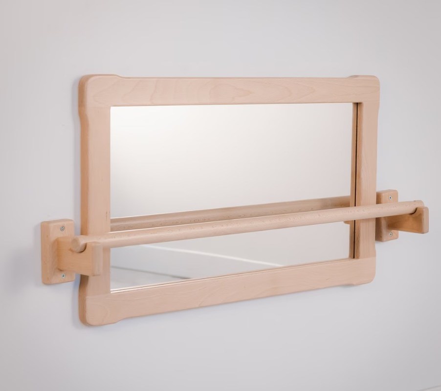 Montessori Gran Espejo y Larga Barra de Madera Ahorran Espacio para la Oportunidad del Año Chino