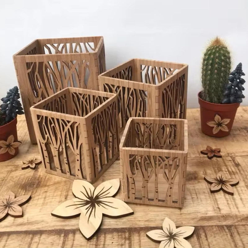 Linterna de vela de color claro de madera para soportes de luz de té hechos a mano en diseño de corte por láser