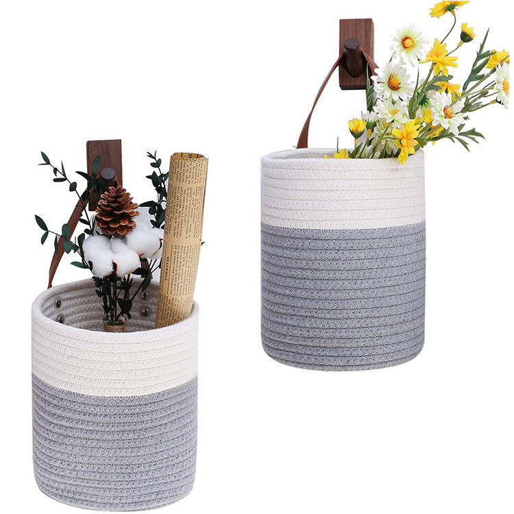 Cesta de cuerda de algodón pequeño colgado en la pared con cestas de almacenamiento de cuero en color personalizado