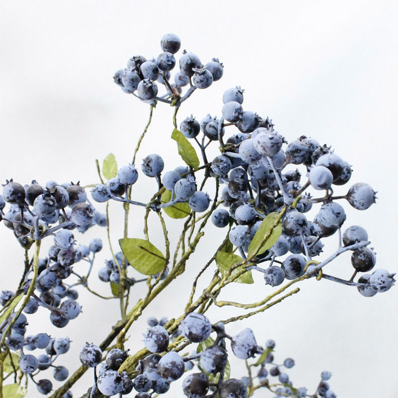 Frutos de la baya de Navidad Plantas artificiales Frutos rojos y azules para todos los festivales