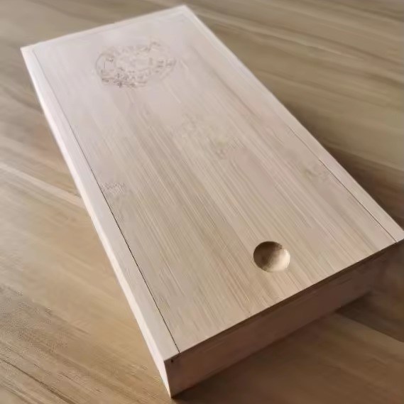 Caja de bambú de Navidad con tapa deslizante